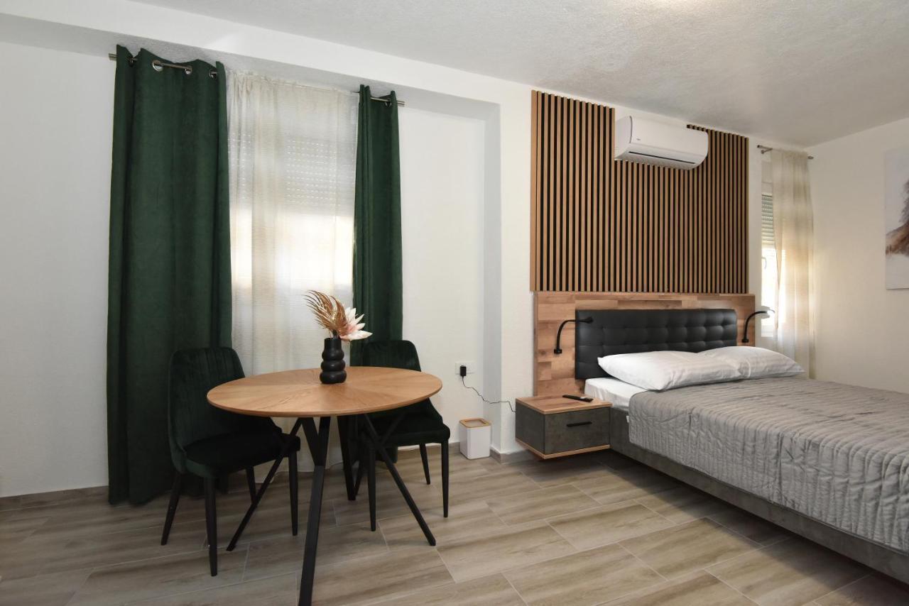 Sofia'S Studio & Room Zadar Exterior photo