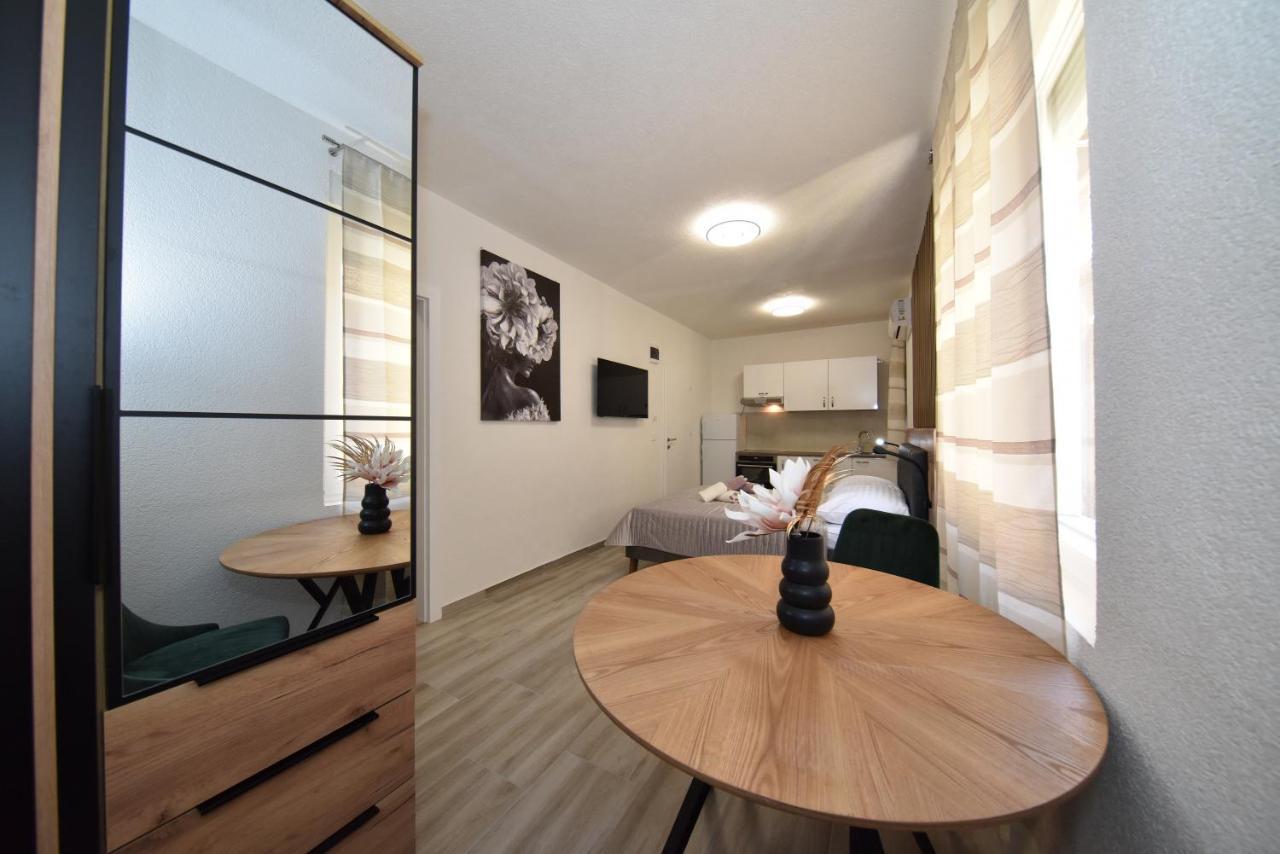 Sofia'S Studio & Room Zadar Exterior photo